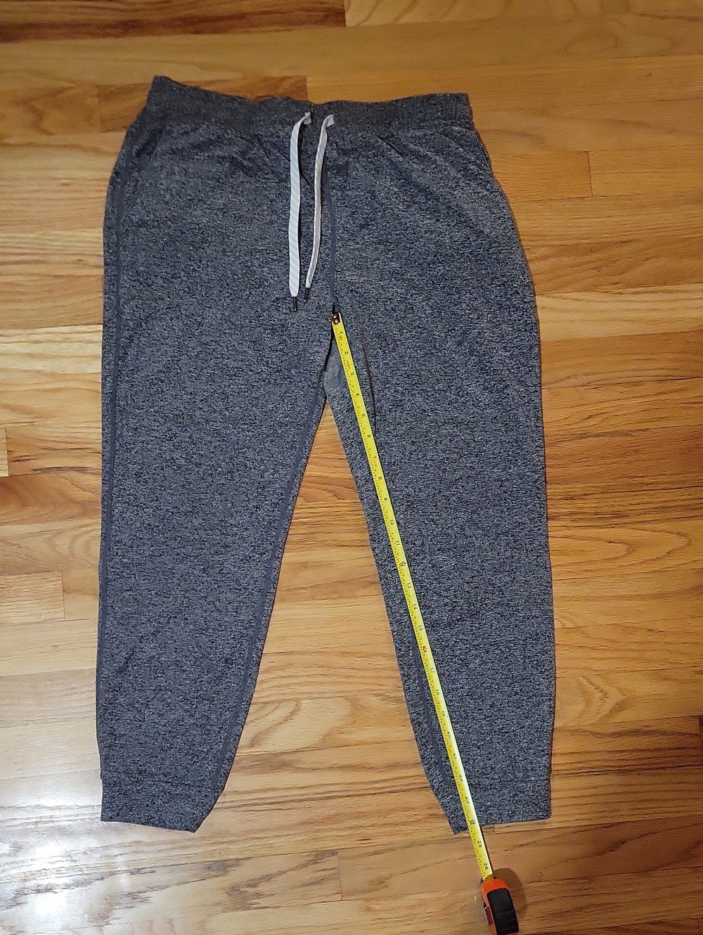 Vuori "Boyfriend" Joggers in Heathered Grey, Size Medium
